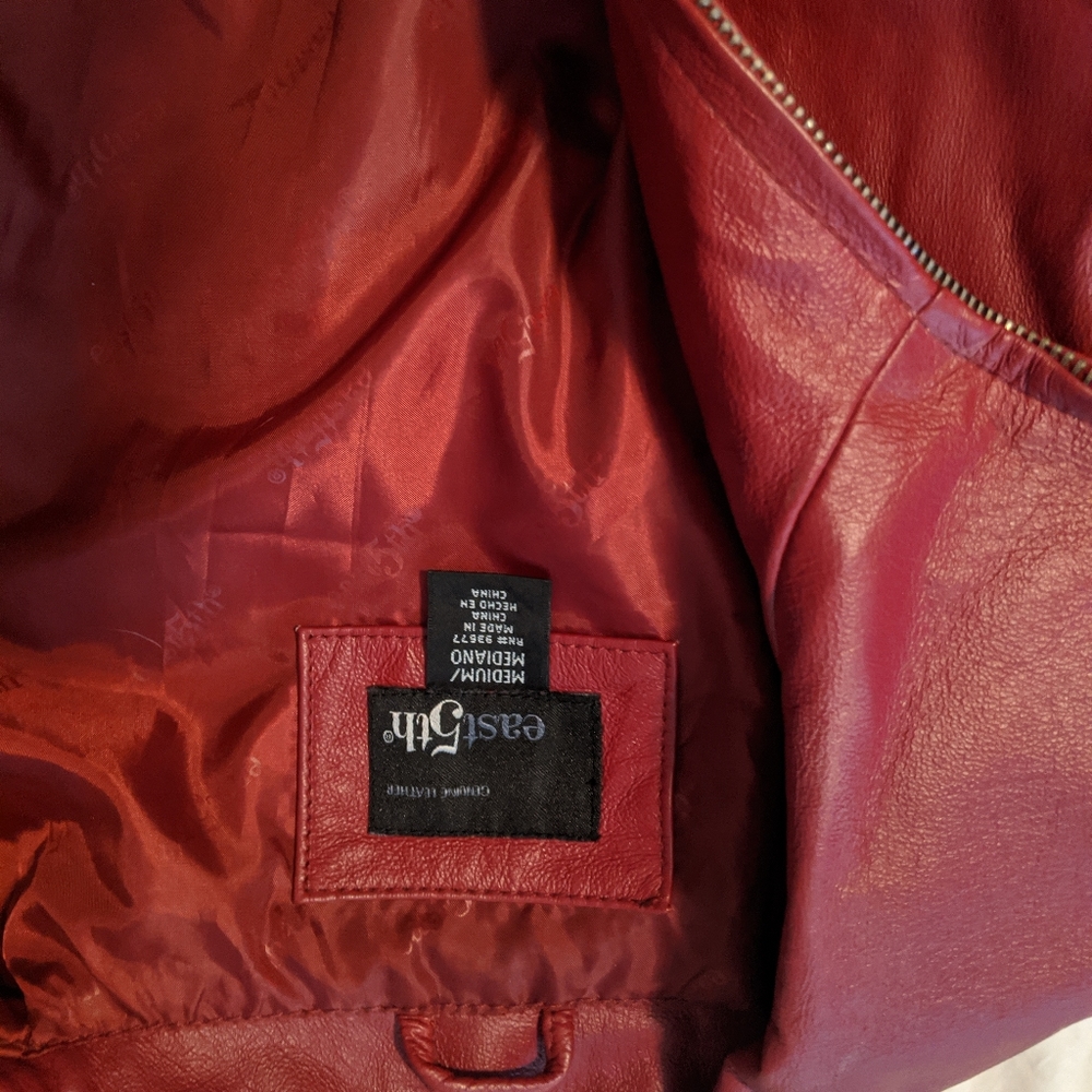 Red leather jacket - Picture 2 of 3